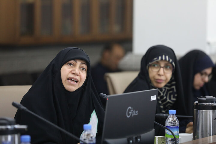نشست کمیسیون بهداشت و درمان اموزش پزشکی با معاونت بهداشت درمان ارتش جمهوری اسلامی
