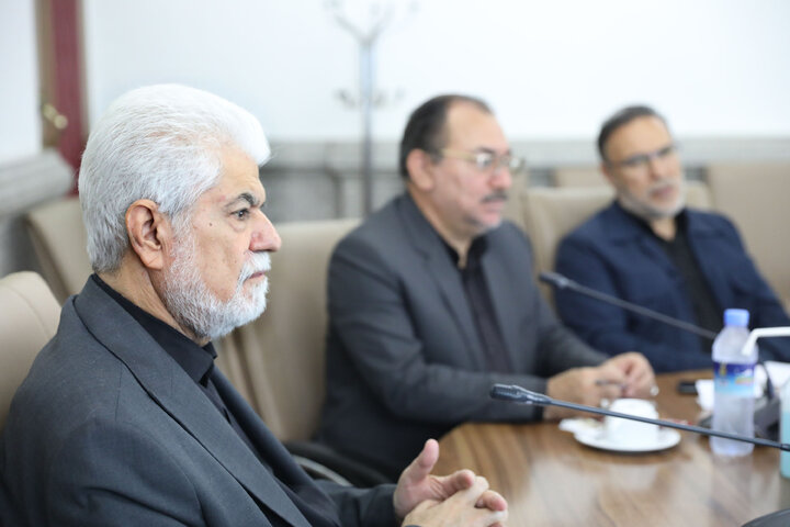 نشست کمیسیون بهداشت و درمان اموزش پزشکی با معاونت بهداشت درمان ارتش جمهوری اسلامی