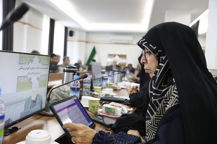 نشست کمیسیون بهداشت و درمان اموزش پزشکی با معاونت بهداشت درمان ارتش جمهوری اسلامی