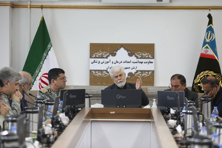 نشست کمیسیون بهداشت و درمان اموزش پزشکی با معاونت بهداشت درمان ارتش جمهوری اسلامی