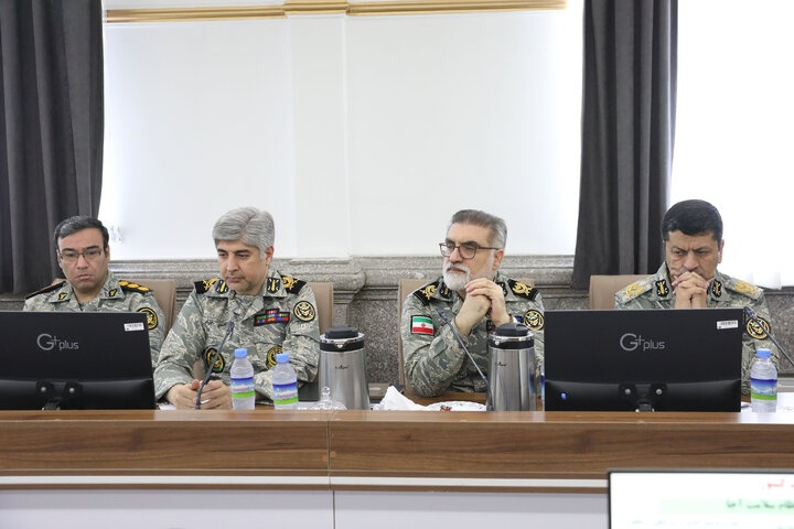 نشست کمیسیون بهداشت و درمان اموزش پزشکی با معاونت بهداشت درمان ارتش جمهوری اسلامی