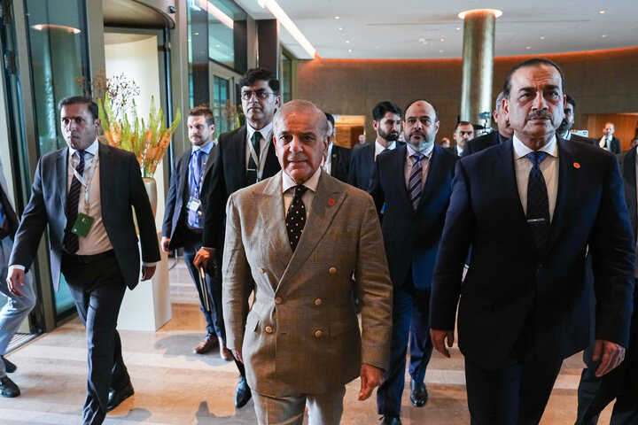 دیدار نخست وزیر پاکستان با محمدباقر قالیباف