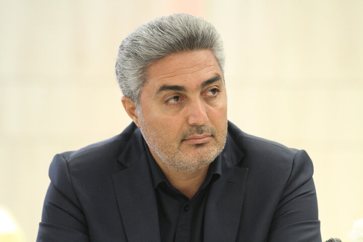 نشست مشترک کمیسیون اقتصادی مجلس با وزیر امور اقتصادی و مدیران عامل بانک ها