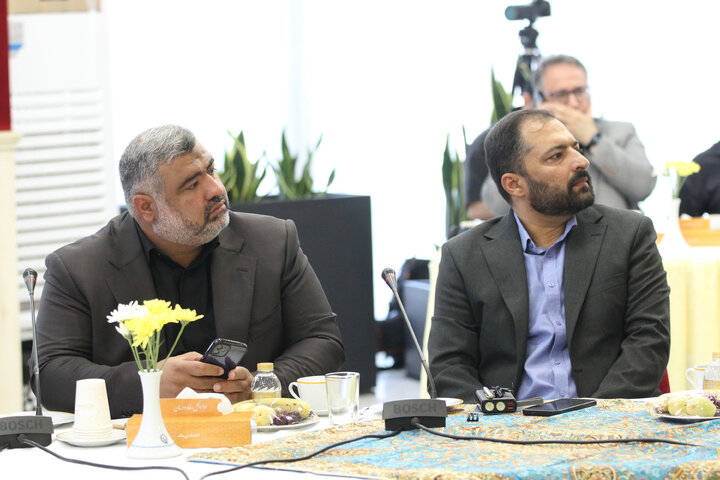 نشست مشترک کمیسیون اقتصادی مجلس با وزیر امور اقتصادی و مدیران عامل بانک ها