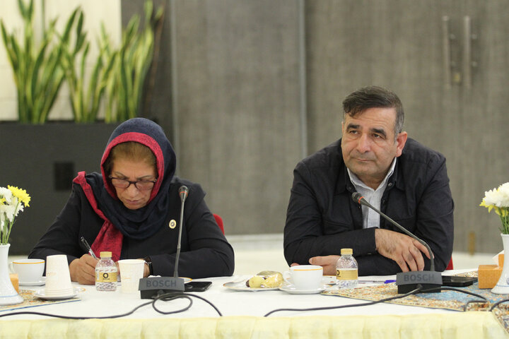 نشست مشترک کمیسیون اقتصادی مجلس با مسئولان و فعالان حوزه توسعه تجارت