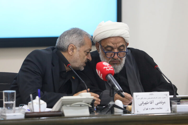نشست مشترک کمیسیون فرهنگی مجلس با وزیر آموزش و پرورش