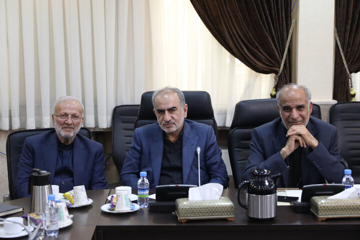 نشست مشترک کمیسیون اقتصادی مجلس با وزیر ارتباطات و فناوری اطلاعات