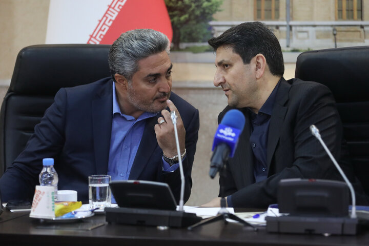 نشست مشترک کمیسیون اقتصادی مجلس با وزیر ارتباطات و فناوری اطلاعات