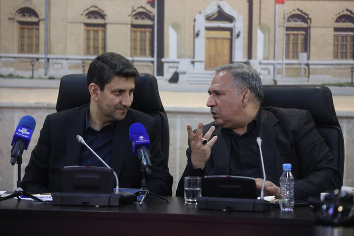 نشست مشترک کمیسیون اقتصادی مجلس با وزیر ارتباطات و فناوری اطلاعات