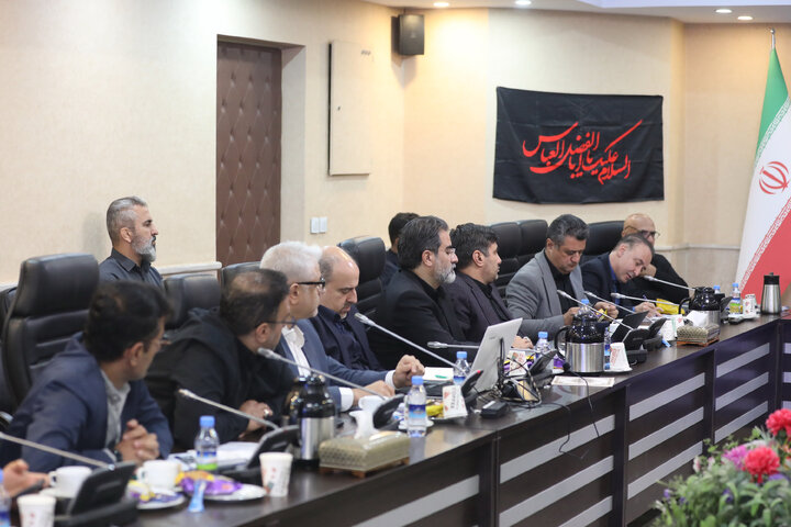 نشست مشترک کمیسیون اقتصادی مجلس با وزیر ارتباطات و فناوری اطلاعات