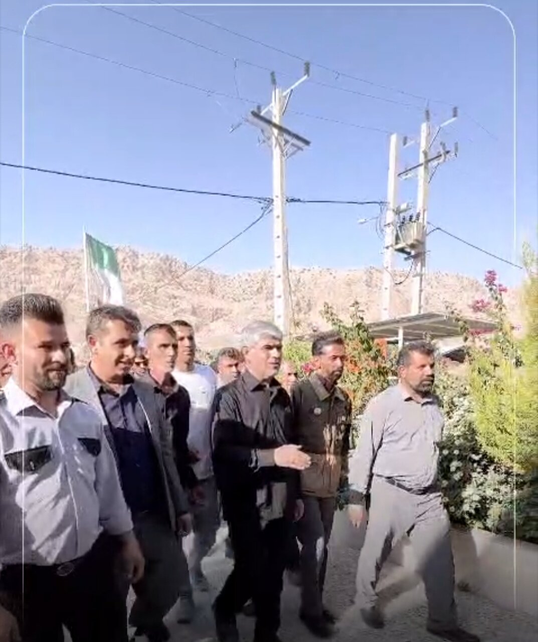 بازدید ابراهیم پور از شرکت نگین‌فام/ توسعه این شرکت می‌تواند به رونق اقتصادی قلعه‌تل کمک کند