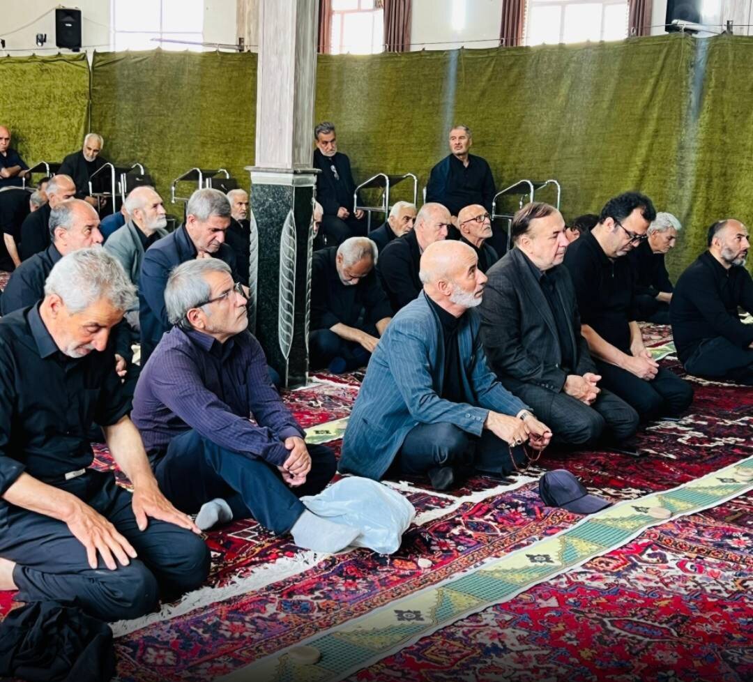 مذاکرات به معنای پذیرش خواستههای آمریکا نیست / خروج اورانیوم و محدودیت موشکی را نمیپذیریم
