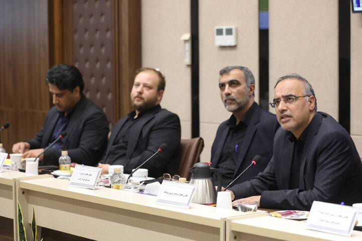 نشست کمیسیون اجتماعی با رئیس کمیته امداد امام خمینی(ره)