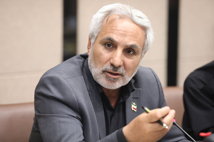 نشست کمیسیون اجتماعی با رئیس کمیته امداد امام خمینی(ره)