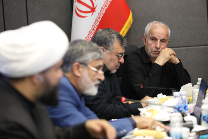 نشست مشترک کمیسیون برنامه و بودجه مجلس با رئیس بنیاد مسکن انقلاب اسلامی