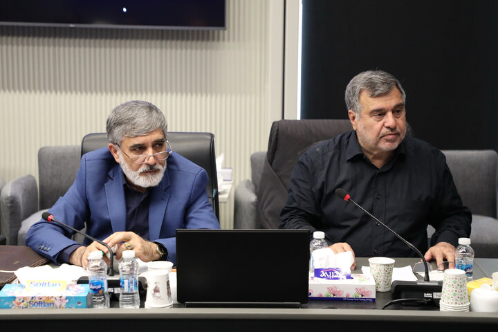 نشست مشترک کمیسیون برنامه و بودجه مجلس با رئیس بنیاد مسکن انقلاب اسلامی
