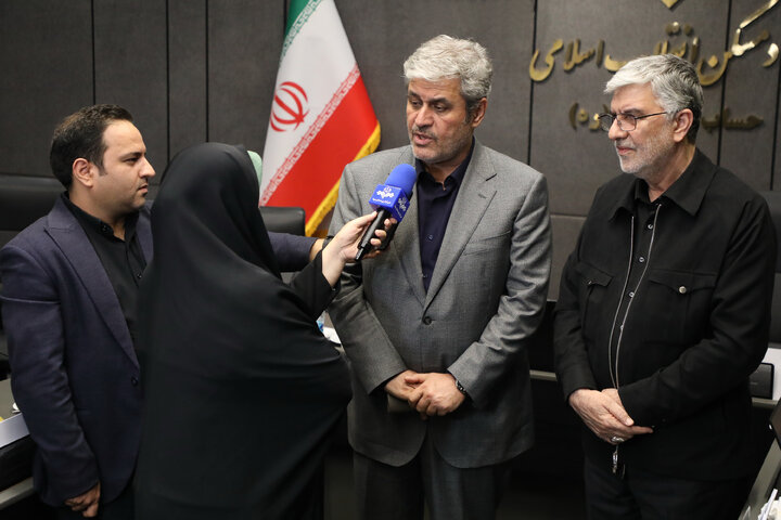 نشست مشترک کمیسیون برنامه و بودجه مجلس با رئیس بنیاد مسکن انقلاب اسلامی