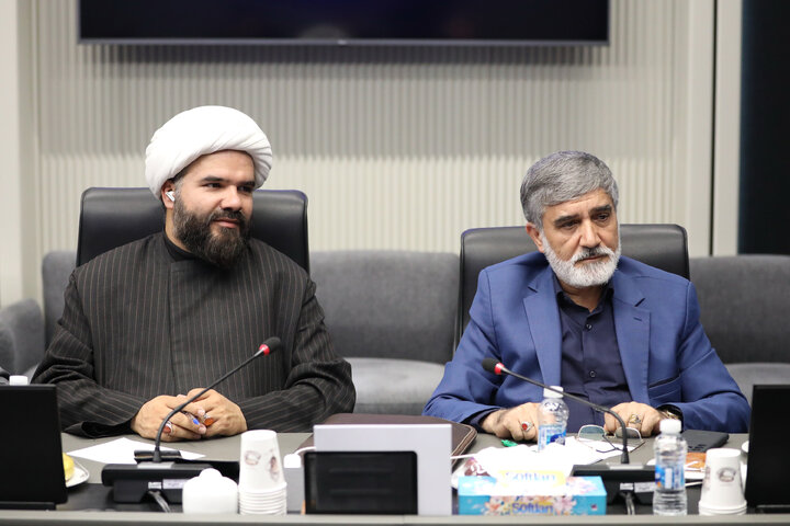 نشست مشترک کمیسیون برنامه و بودجه مجلس با رئیس بنیاد مسکن انقلاب اسلامی