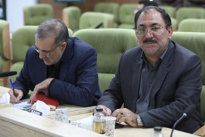 نشست فراکسیون شاهد و ایثارگران با رئیس بنیاد شهید و امور ایثارگران
