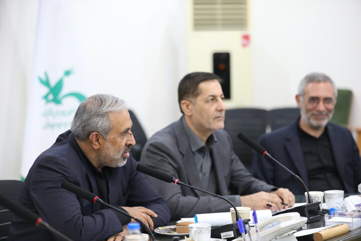 نشست مجمع نمایندگان استان تهران با شهرداران حوزه انتخابیه ری، شمیرانات، اسلامشهر و پردیس