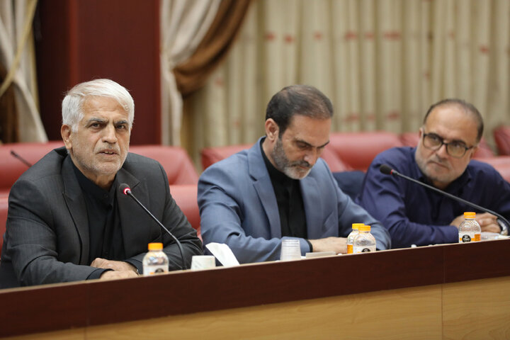 نشست کمیسیون اصل نود مجلس با وزیر علوم، تحقیقات و فناوری