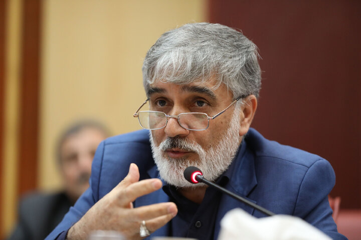 نشست کمیسیون اصل نود مجلس با وزیر علوم، تحقیقات و فناوری