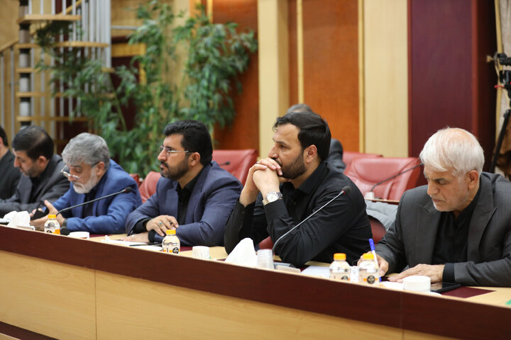 نشست کمیسیون اصل نود مجلس با وزیر علوم، تحقیقات و فناوری