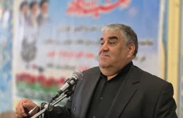  تکریم ۶۰ خانواده شهید و ایثارگر سرپل‌ذهاب در جوار حرم احمد بن اسحاق(ره)
