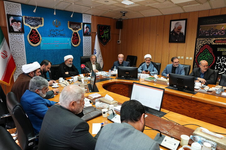 نشست مشترک کمیسیون اصل 90 با وزیر آموزش و پرورش