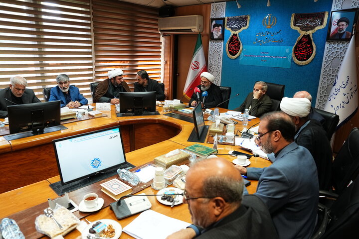 نشست مشترک کمیسیون اصل 90 با وزیر آموزش و پرورش