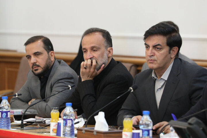 نشست کمیسیون عمران با وزیر راه شهر سازی