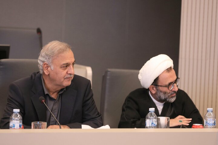 نشست کمیسیون صنایع و معادن با رئیس سازمان توسعه تجارت ایران