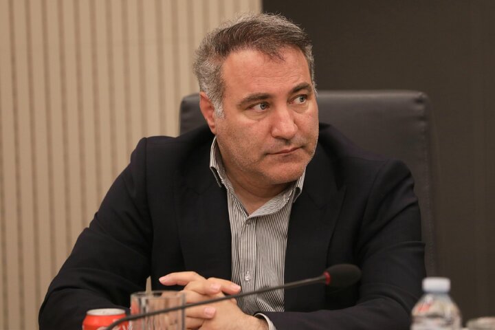 نشست کمیسیون صنایع و معادن با رئیس سازمان توسعه تجارت ایران