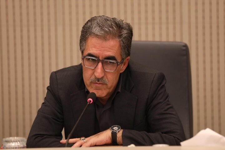 نشست کمیسیون صنایع و معادن با رئیس سازمان توسعه تجارت ایران