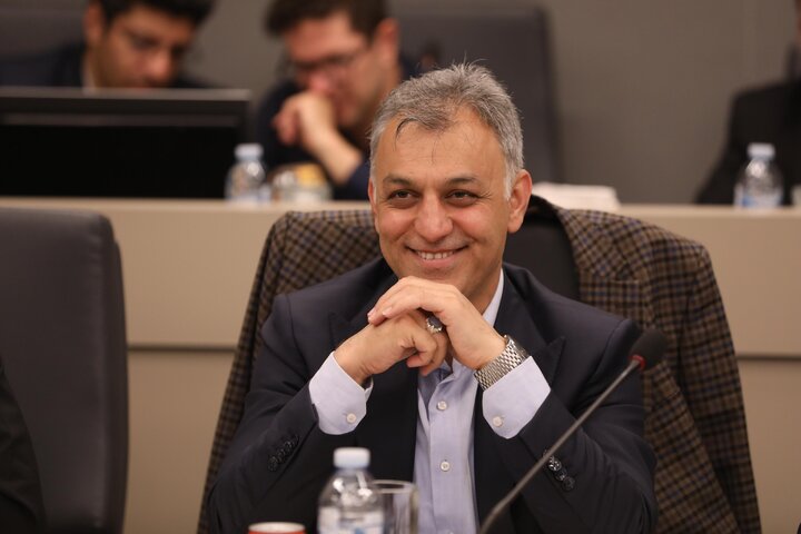 نشست کمیسیون صنایع و معادن با رئیس سازمان توسعه تجارت ایران