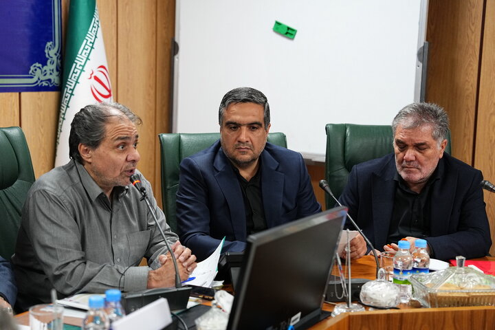نشست مشترک کمیسیون بهداشت مجلس با مدیران نظام سلامت کشور