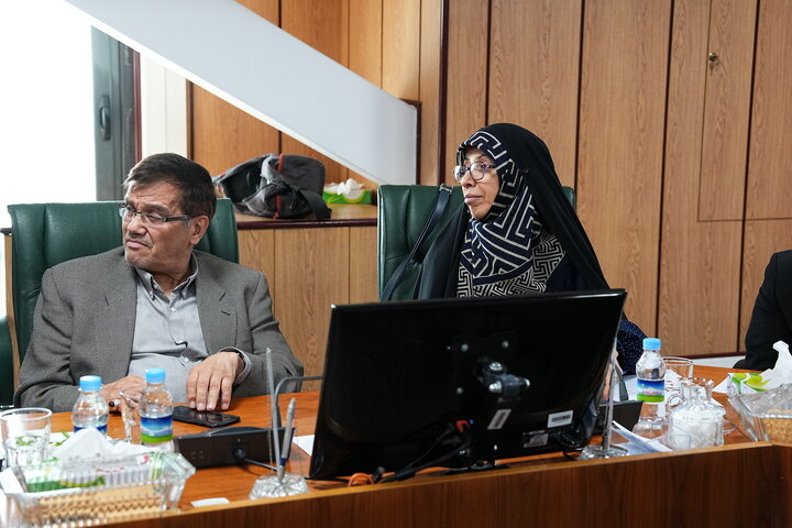 نشست مشترک کمیسیون بهداشت مجلس با مدیران نظام سلامت کشور