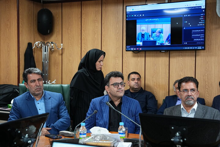نشست مشترک کمیسیون بهداشت مجلس با مدیران نظام سلامت کشور