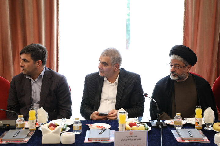 نشست مشترک کمیسیون اقتصادی مجلس با وزیر امور اقتصادی و مدیران عامل بانک ها