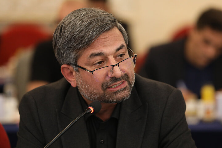 نشست مشترک کمیسیون اقتصادی مجلس با وزیر امور اقتصادی و مدیران عامل بانک ها