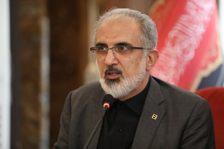 نشست مشترک کمیسیون اقتصادی مجلس با وزیر امور اقتصادی و مدیران عامل بانک ها