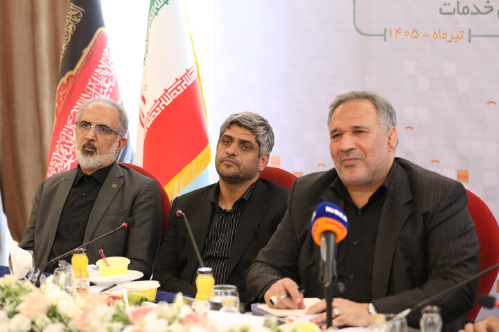نشست مشترک کمیسیون اقتصادی مجلس با وزیر امور اقتصادی و مدیران عامل بانک ها