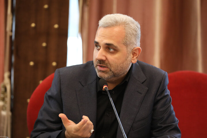 نشست مشترک کمیسیون اقتصادی مجلس با وزیر امور اقتصادی و مدیران عامل بانک ها