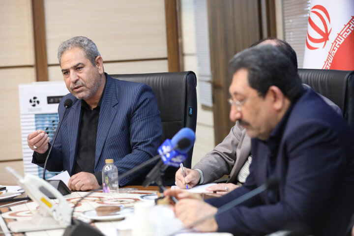 نشست کمیسیون آموزش با وزیر صنعت، معدن و تجارت