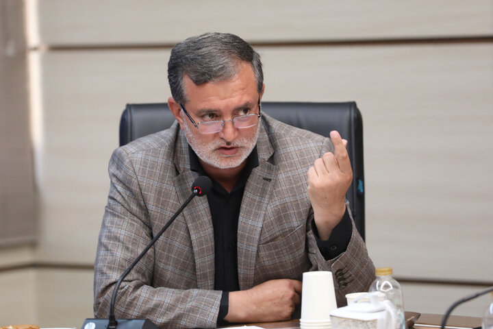 نشست کمیسیون آموزش با وزیر صنعت، معدن و تجارت