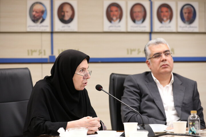 نشست کمیسیون آموزش با وزیر صنعت، معدن و تجارت