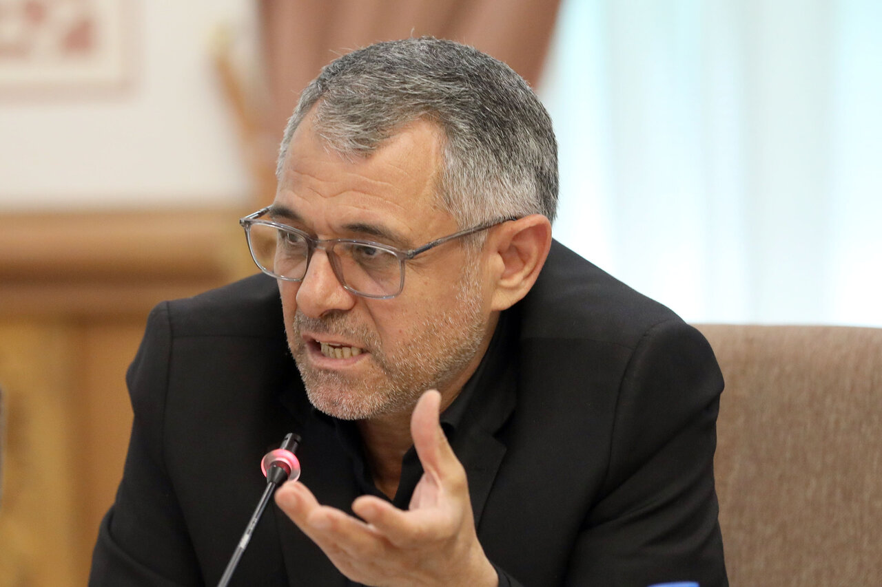 هیچگونه خللی در تامین کالاهای اساسی و ترافیک کشور وجود ندارد