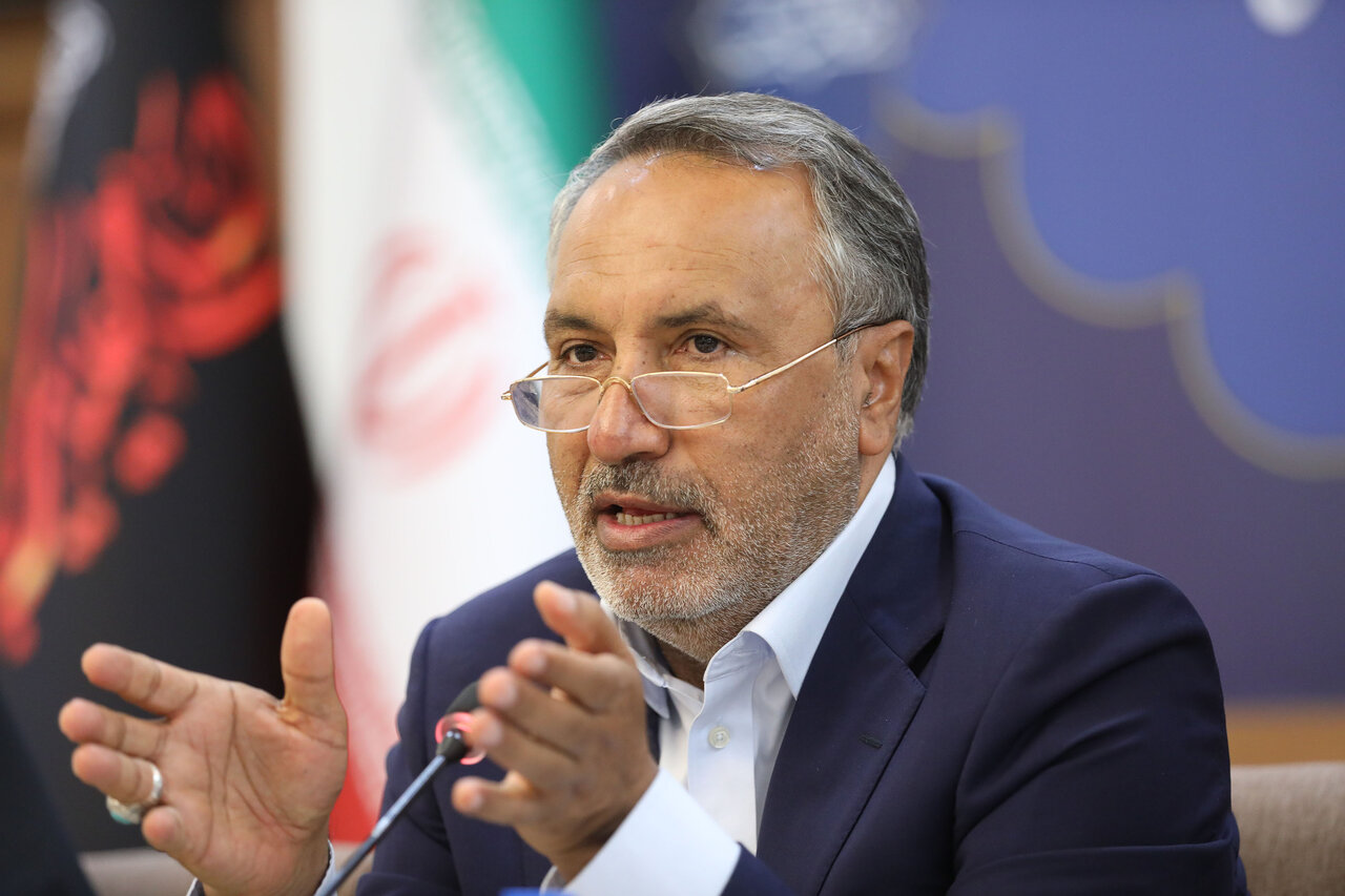 انتقاد از هدررفت برق به دلیل فرسودگی شبکه و فعالیت ماینرهای غیرمجاز/لزوم برخورد قاطع قوه قضائیه با فعالیت ماینرهای غیرمجاز/ گاز نیروگاهها را برای جلوگیری از مازوتسوزی تأمین شود انتقاد از هدررفت برق به دلیل فرسودگی شبکه و فعالیت ماینرهای غیرمجاز/لزوم برخورد قاطع قوه قضائیه با فعالیت ماینرهای غیرمجاز/ گاز نیروگاهها را برای جلوگیری از مازوتسوزی تأمین شود