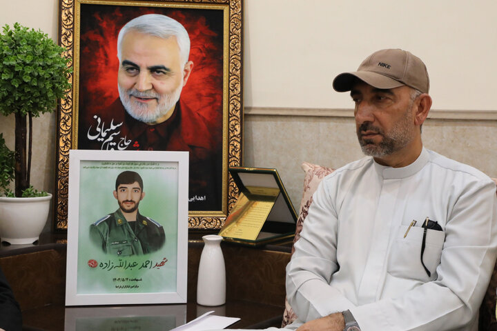دیدار حاجی بابایی نایب رئیس مجلس با خانواده‌های شهیدان عبدالله زاده و بازاد