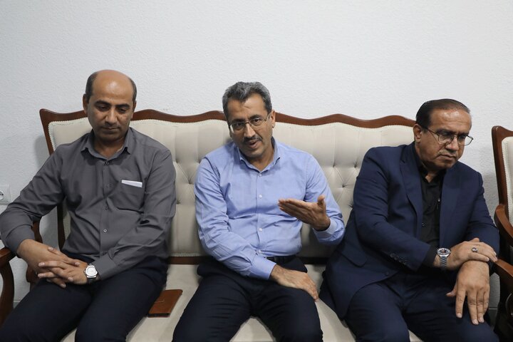 برگزاری نشست پیگیری مسائل ‌و مشکلات شهرستان دشتی با حضور حاجی بابایی نایب رییس مجلس